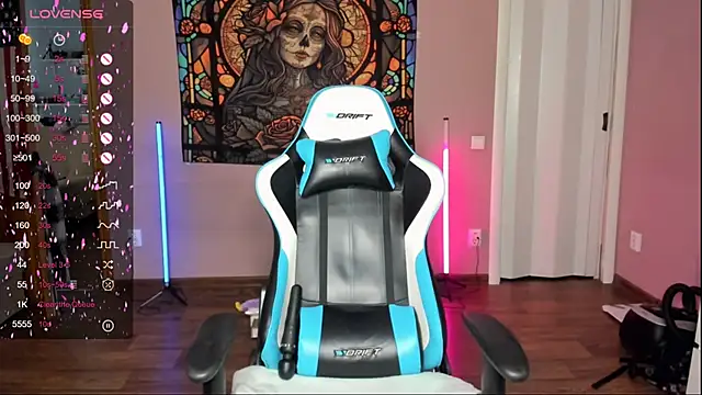 Snapshot of Project_hisoka chatting on 11/28/25, 06:13 Project hisoka online show from 11/28/25, 06:13