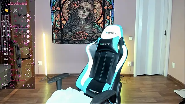 Snapshot of Project_hisoka chatting on 12/14/25, 02:00 Project hisoka online show from 12/14/25, 02:00