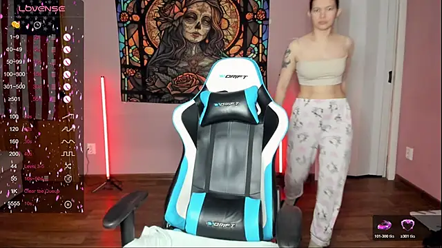 Snapshot of Project_hisoka chatting on 12/16/25, 02:38 Project hisoka online show from 12/16/25, 02:38