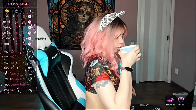 Snapshot of Project_hisoka chatting on 11/13/25, 03:10 Project hisoka online show from 11/13/25, 03:10