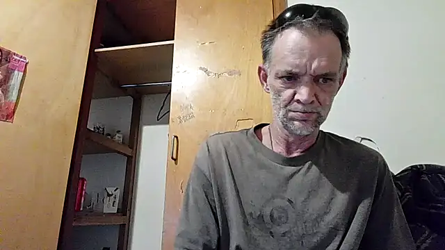 Snapshot of TooFknHorny7676@xh chatting on 04/22/26, 01:18 TooFknHorny7676xh online show from 04/22/26, 01:18