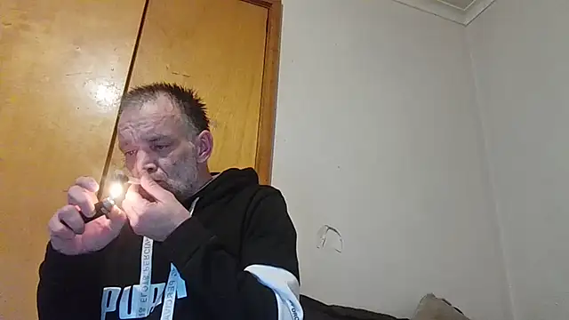TooFknHorny7676xh online show from 08/04/26, 11:04
