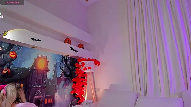 Lettie brooks online show from 10/29/25, 07:18