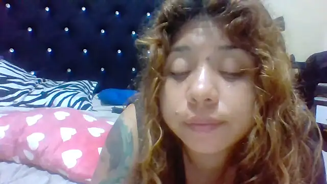 Jennxdolls online show from 03/08/25, 04:23