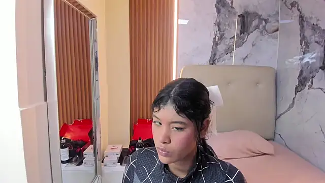 LAILAMORFY online show from 05/26/26, 12:25
