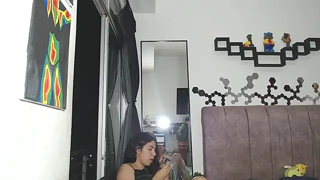 Snapshot of Liza_Thurner chatting on 03/12/25, 12:09 Liza Thurner online show from 03/12/25, 12:09