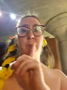 littlelustlamb online show from 12/20/24, 06:24