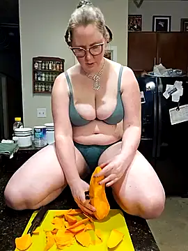 littlelustlamb online show from 12/06/24, 10:02