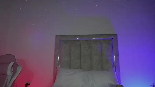 little-Emma online show from 02/20/26, 03:36