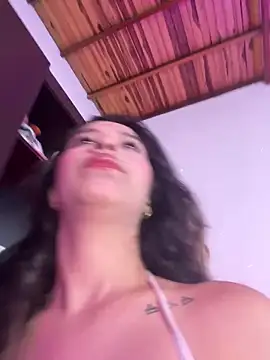 little-Emma online show from 04/07/26, 12:23