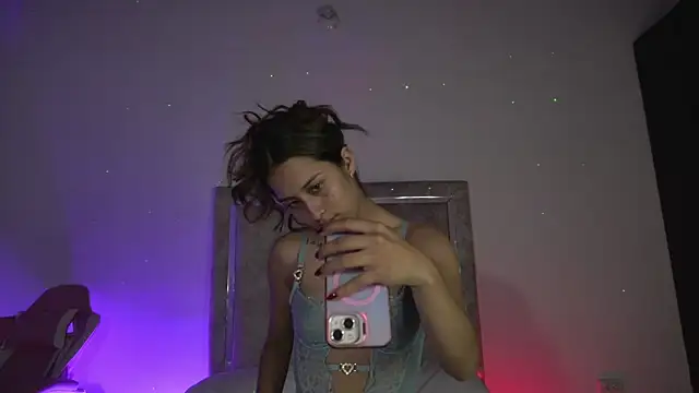 little-Emma online show from 05/14/26, 11:13