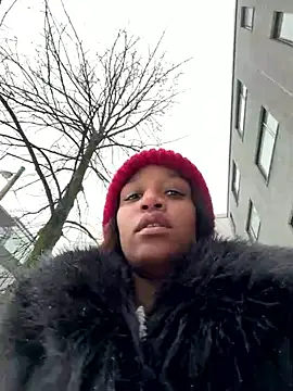 Black Dolll online show from 02/27/26, 12:27