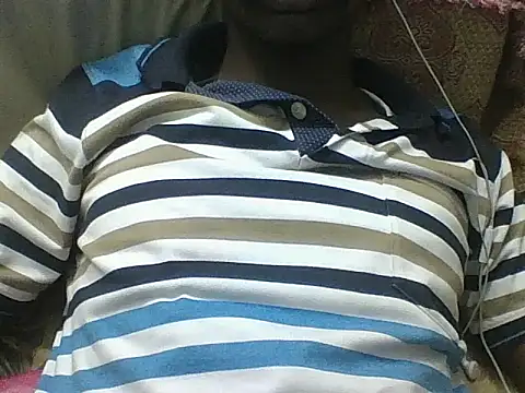 Snapshot of bas1cooks chatting on 10/28/25, 06:07 bas1cooks online show from 10/28/25, 06:07