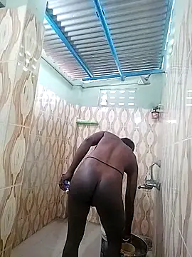 Snapshot of bas1cooks chatting on 11/14/25, 02:48 bas1cooks online show from 11/14/25, 02:48