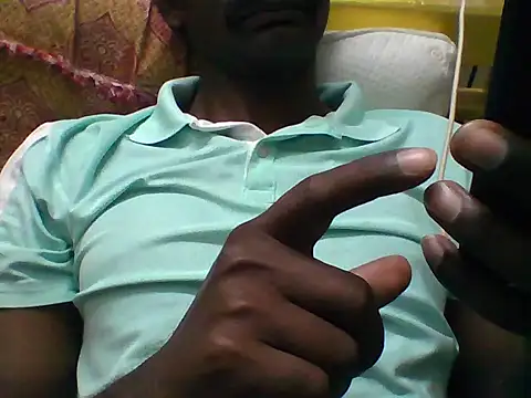 Snapshot of bas1cooks chatting on 12/05/25, 04:27 bas1cooks online show from 12/05/25, 04:27