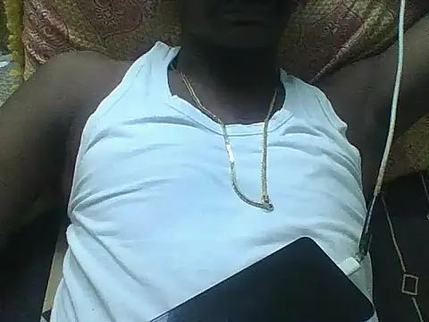 Snapshot of bas1cooks chatting on 11/11/25, 04:57 bas1cooks online show from 11/11/25, 04:57