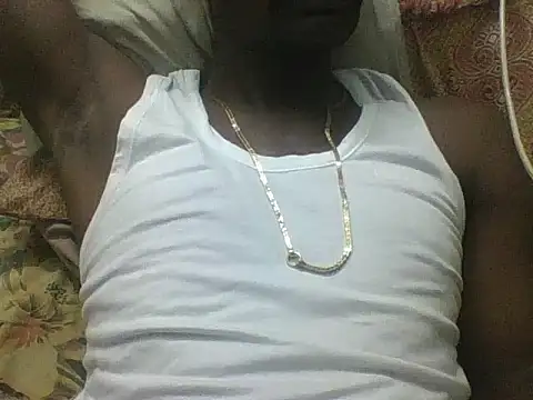 Snapshot of bas1cooks chatting on 10/20/25, 02:39 bas1cooks online show from 10/20/25, 02:39