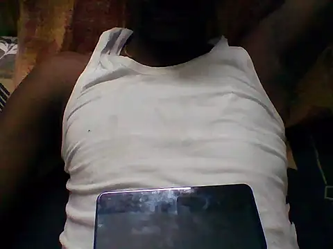 Snapshot of bas1cooks chatting on 11/15/25, 04:22 bas1cooks online show from 11/15/25, 04:22