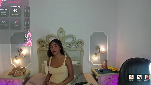 Snapshot of victoria_royal chatting on 04/13/26, 04:05 victoria royal online show from 04/13/26, 04:05