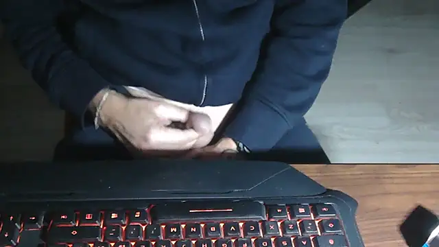 Adri gard online show from 11/13/25, 09:51