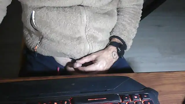 Adri gard online show from 11/29/25, 09:26