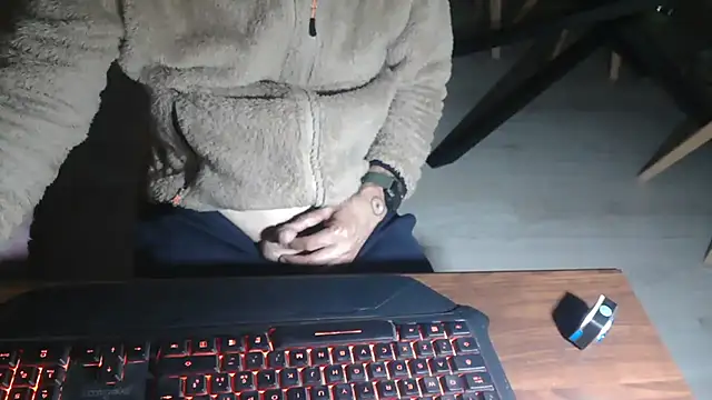 Adri gard online show from 04/09/26, 08:26