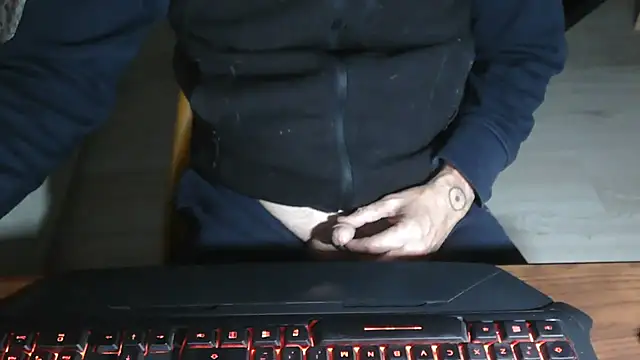 Adri gard online show from 11/20/25, 08:53