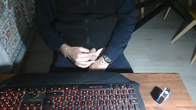 Adri gard online show from 11/10/25, 09:42