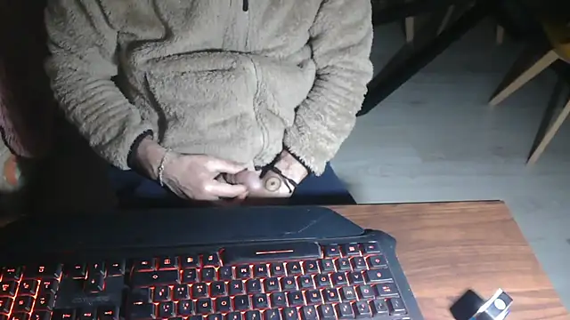 Adri gard online show from 04/03/26, 08:37