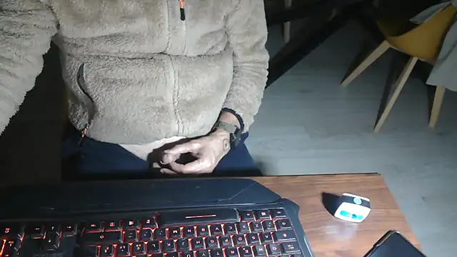 Adri gard online show from 03/07/26, 09:20