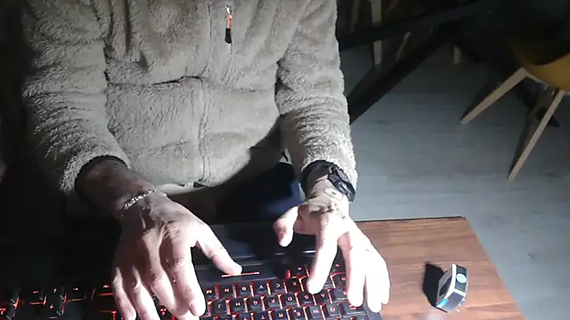 Adri gard online show from 03/30/26, 08:54