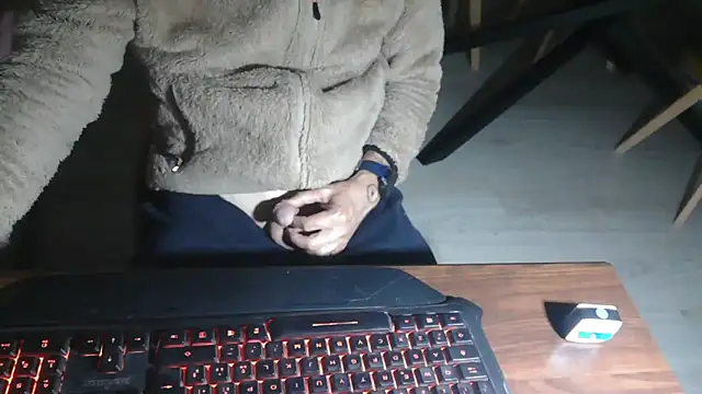 Adri gard online show from 04/14/26, 08:36