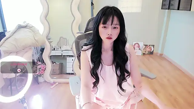 Nery Asian online show from 04/09/26, 05:42