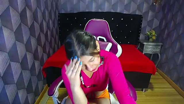 Lilyevansx online show from 03/20/25, 11:05