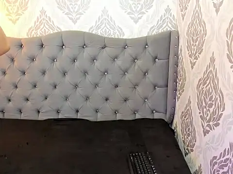Lilyevansx online show from 05/26/26, 12:14