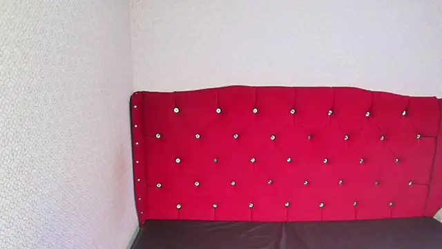 Lilyevansx online show from 04/26/26, 04:04