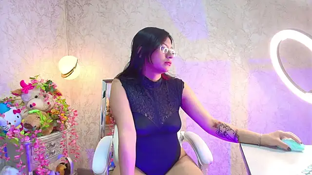 Lilyevansx online show from 05/22/26, 04:27