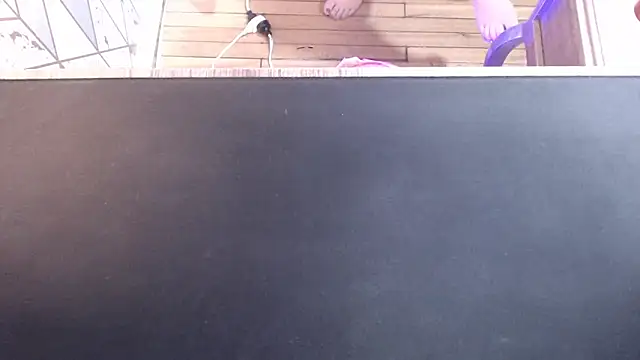 Lilyevansx online show from 04/28/26, 04:33