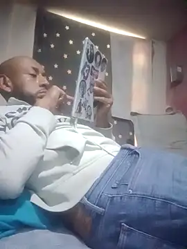 pineda1689 online show from 09/20/25, 04:01