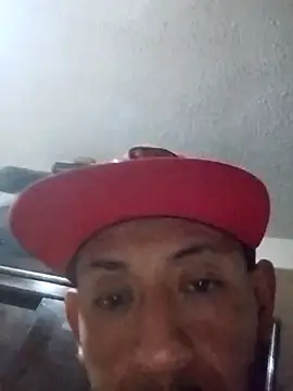 pineda1689 online show from 10/18/25, 05:31