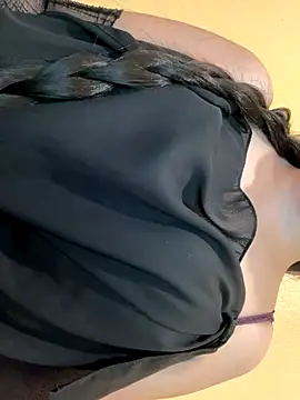 Evelyn Moon online show from 10/19/25, 11:51