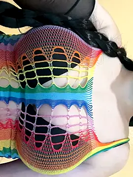 Evelyn Moon online show from 11/19/25, 01:22