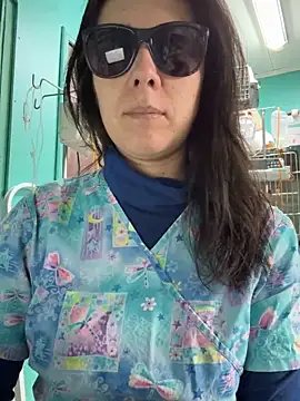 Reinacatchile online show from 02/07/26, 03:09