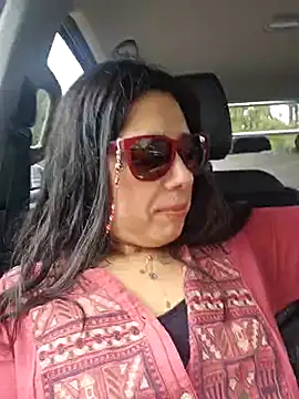 Snapshot of Reinacatchile chatting on 02/02/25, 08:41 Reinacatchile online show from 02/02/25, 08:41