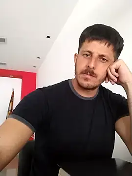 Snapshot of Jota_show chatting on 03/01/25, 06:43 Jota show online show from 03/01/25, 06:43