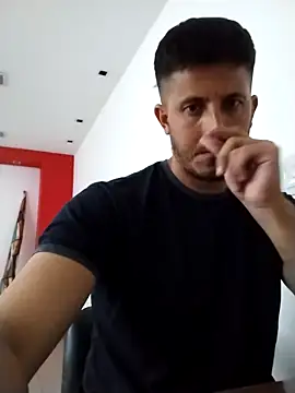 Snapshot of Jota_show chatting on 03/23/25, 12:58 Jota show online show from 03/23/25, 12:58