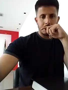 Snapshot of Jota_show chatting on 12/22/24, 01:01 Jota show online show from 12/22/24, 01:01