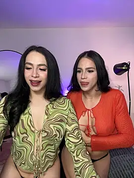 Vonmodel1 online show from 05/05/26, 10:57