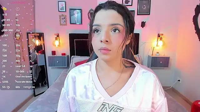 Charlotte  Benett online show from 03/19/26, 05:40