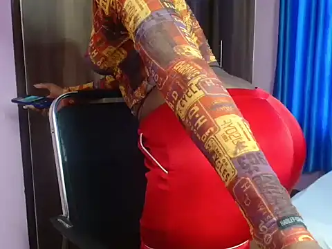 Snapshot of massive_squirts chatting on 11/01/25, 09:14 massive squirts online show from 11/01/25, 09:14